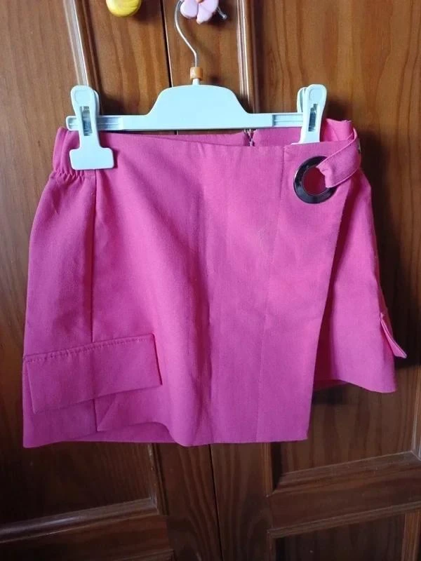 Saia Calça Rosa Chiclete Estilo Cargo - Tamanho 34 – photo 2